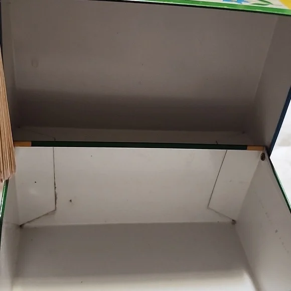 Floral Decorative Metal Box with Blue and Yellow Design RECIPE BOX. VINTAGE. - Picture 3 of 7